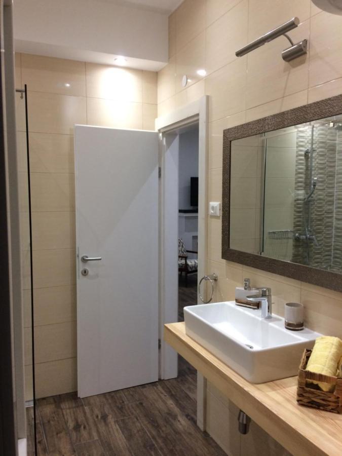 Z&D Apartment Пула Екстериор снимка